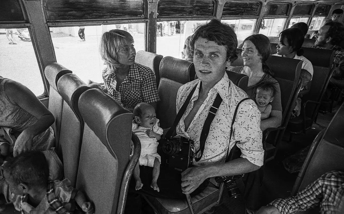 Vietnam avril 1975 - Nha Trang - Opération Baby Lift - évacuation secrète des orphelins